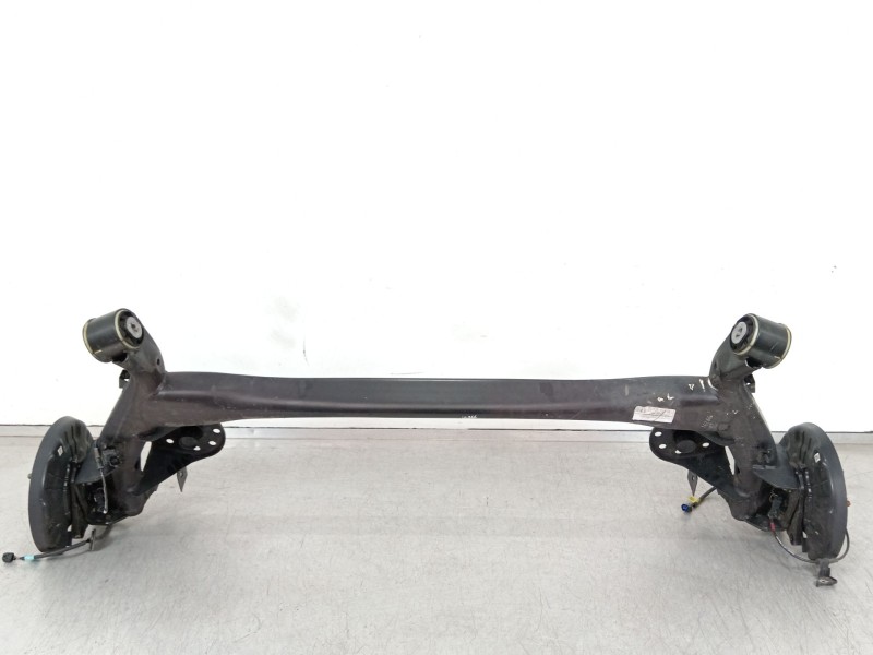 Recambio de puente trasero para hyundai i30 (pde, pd, pden) 1.5 referencia OEM IAM 55100F2500  