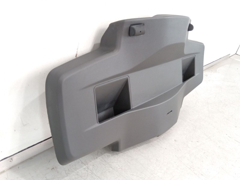 Recambio de guarnecido porton trasero para seat ibiza (kj1) fr referencia OEM IAM 6F0867601 6F0867601B 