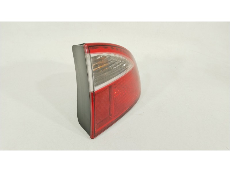 Recambio de piloto trasero derecho para seat leon (1m1) 1.9 tdi referencia OEM IAM 1M6945112 1M6945096A 1M6945258