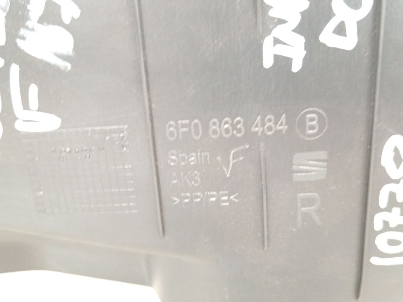 Recambio de moldura para seat ibiza (kj1) fr referencia OEM IAM 6F0863484 6F0863484B 
