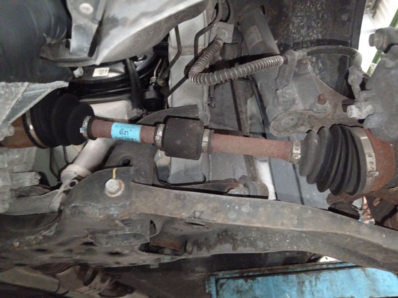 Recambio de transmision delantera izquierda para kia stonic (yb) 1.0 t-gdi referencia OEM IAM 49500H8150  
