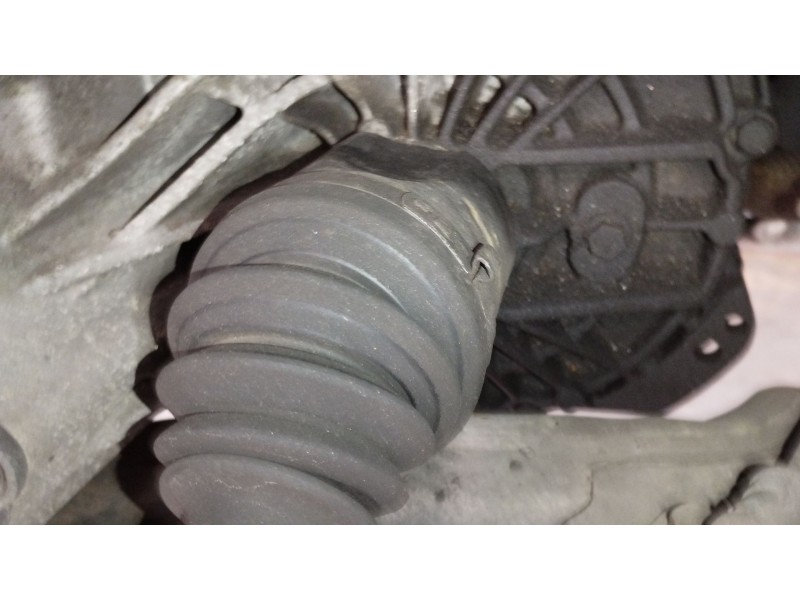 Recambio de transmision delantera izquierda para chevrolet captiva (c100, c140) 2.0 d referencia OEM IAM 96624721  