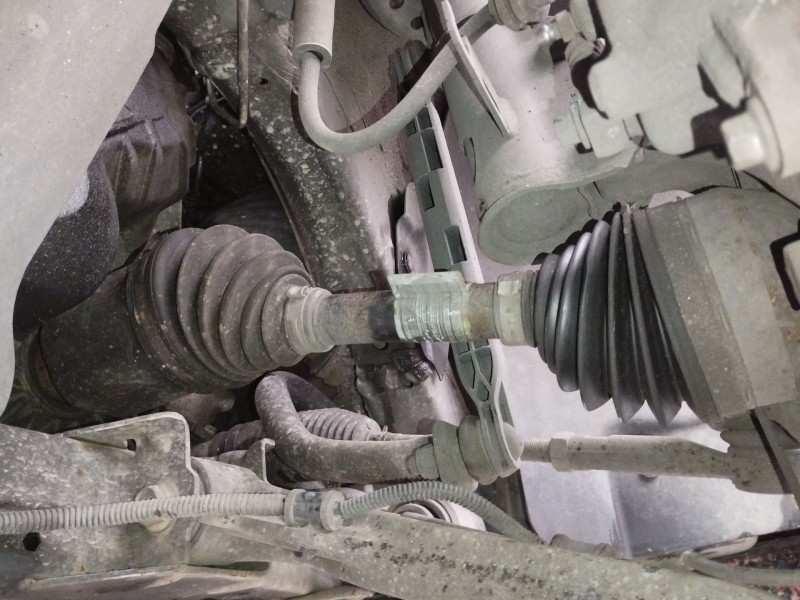 Recambio de transmision delantera izquierda para chevrolet orlando lt referencia OEM IAM 13355113  