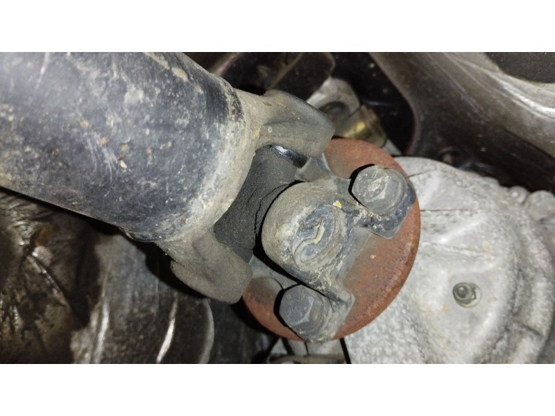 Recambio de transmision central para ssangyong actyon i 2.0 xdi referencia OEM IAM 3320009411  