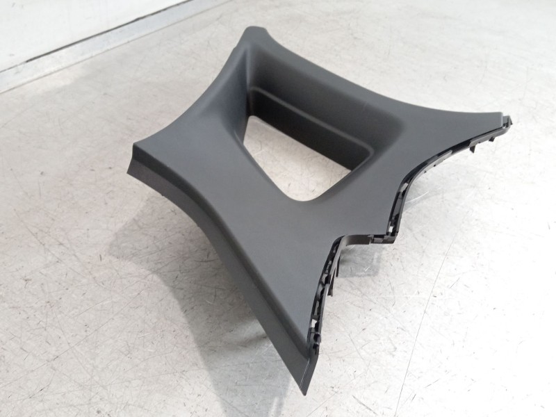 Recambio de moldura para seat ibiza (kj1) fr referencia OEM IAM 6F0867287B  