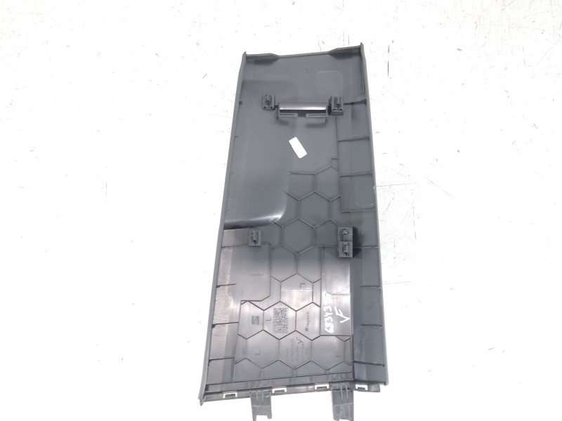 Recambio de moldura para seat ibiza (kj1) fr referencia OEM IAM 6F0867239A  