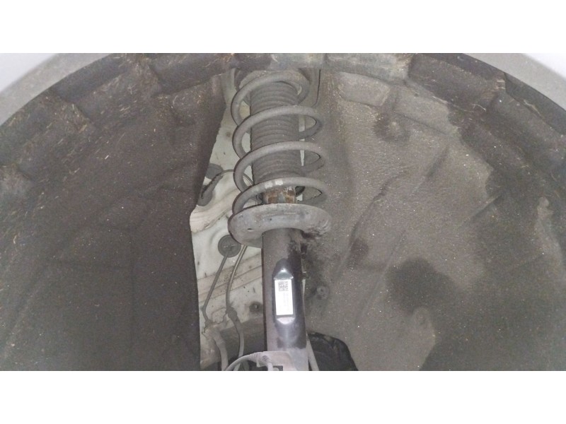 Recambio de amortiguador delantero derecho para audi q3 (8ub, 8ug) 2.0 tdi referencia OEM IAM 5N0413031AE  