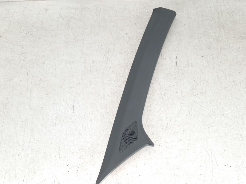 Recambio de moldura para seat ibiza (kj1) fr referencia OEM IAM 6F0867234C 6F0867234D 6F0867234E