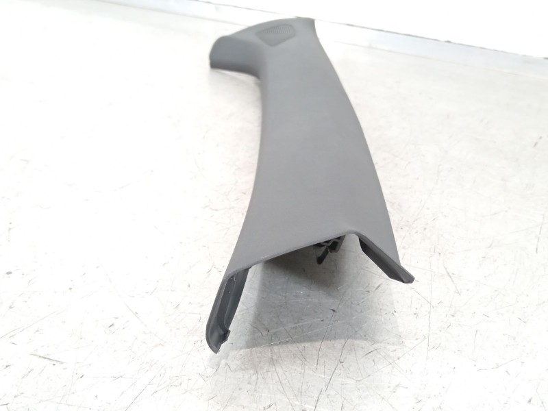 Recambio de moldura para seat ibiza (kj1) fr referencia OEM IAM 6F0867234C 6F0867234D 6F0867234E
