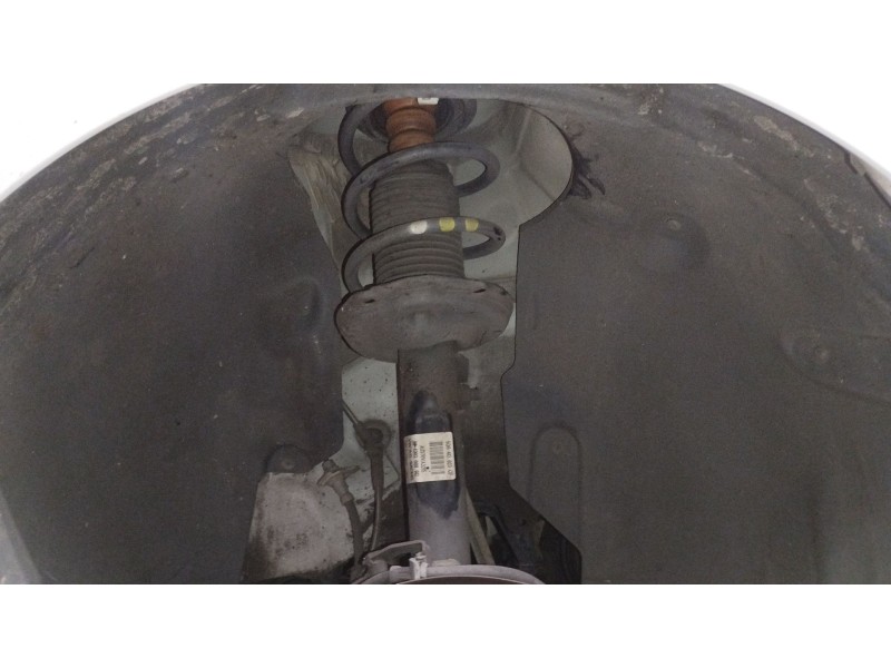 Recambio de amortiguador delantero derecho para audi a3 (8v1, 8vk) 1.6 tdi referencia OEM IAM 5Q0413023CP  