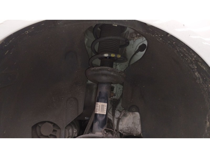 Recambio de amortiguador delantero izquierdo para audi a3 (8v1, 8vk) 1.6 tdi referencia OEM IAM 5Q0413023CP  