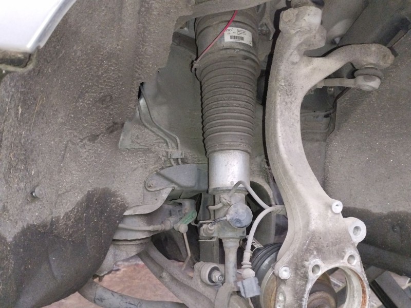 Recambio de amortiguador delantero izquierdo para audi a6 berlina (4f2) 2.7 tdi referencia OEM IAM 4F0616039R  
