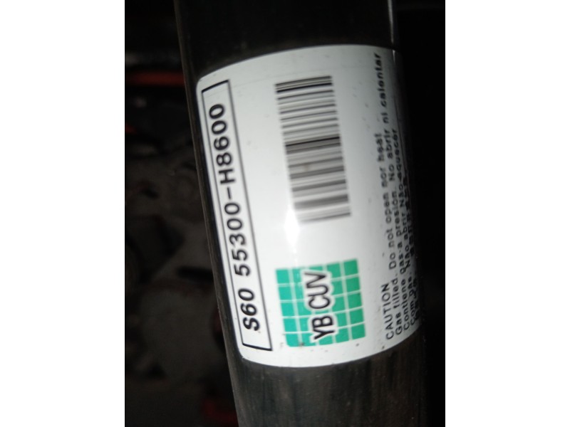 Recambio de amortiguador trasero izquierdo para kia stonic (yb) 1.0 t-gdi referencia OEM IAM S6055300H8600  