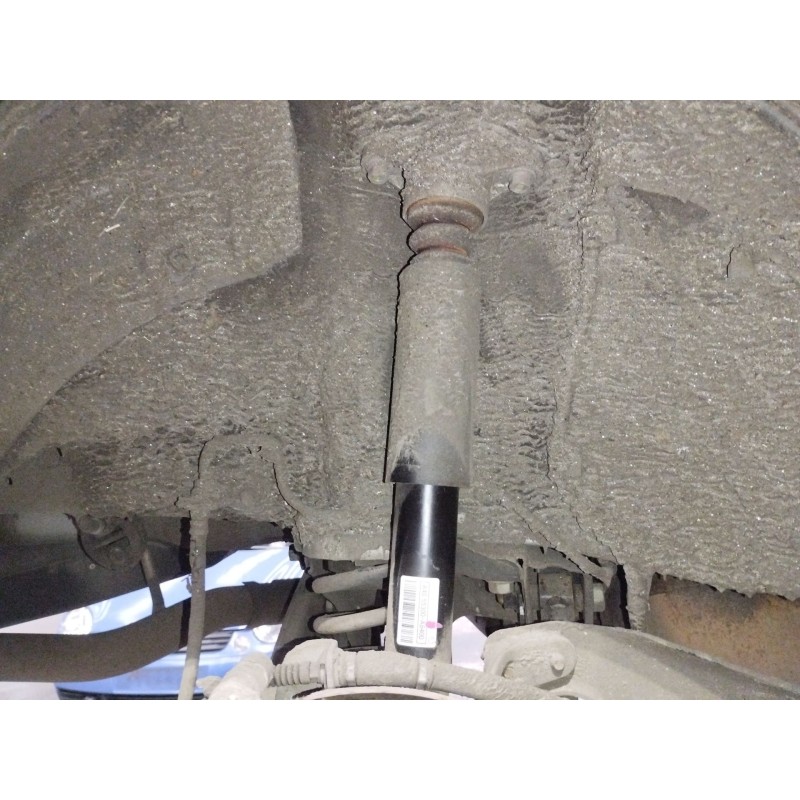 Recambio de amortiguador trasero derecho para kia cee´d (jd) 1.4 cvvt referencia OEM IAM 55300A6400  