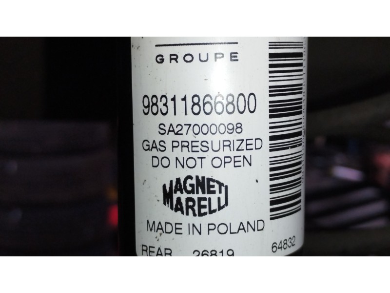 Recambio de amortiguador trasero izquierdo para peugeot 208 2020 referencia OEM IAM 9831186680  