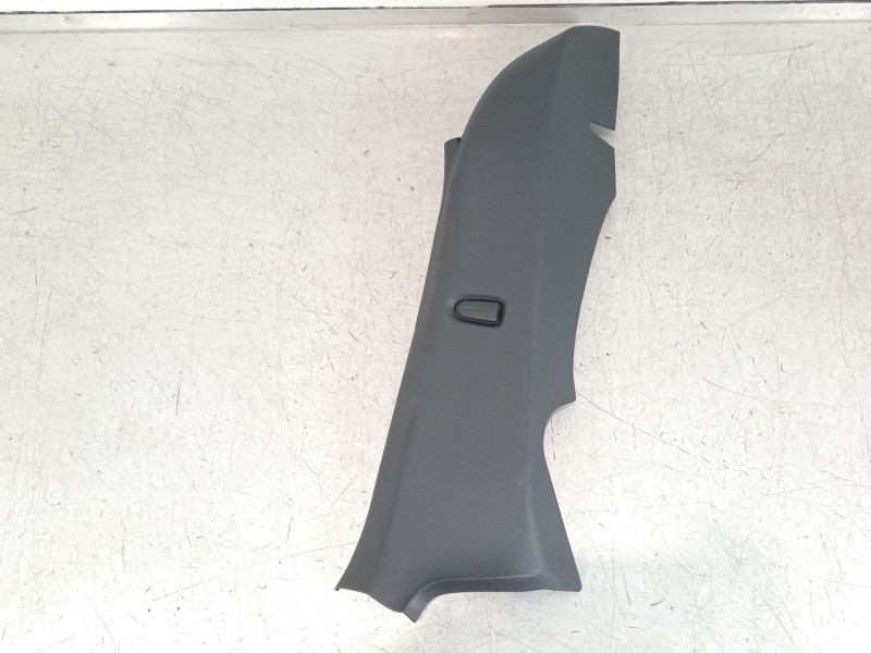 Recambio de moldura para seat ibiza (kj1) fr referencia OEM IAM 6F0867766  