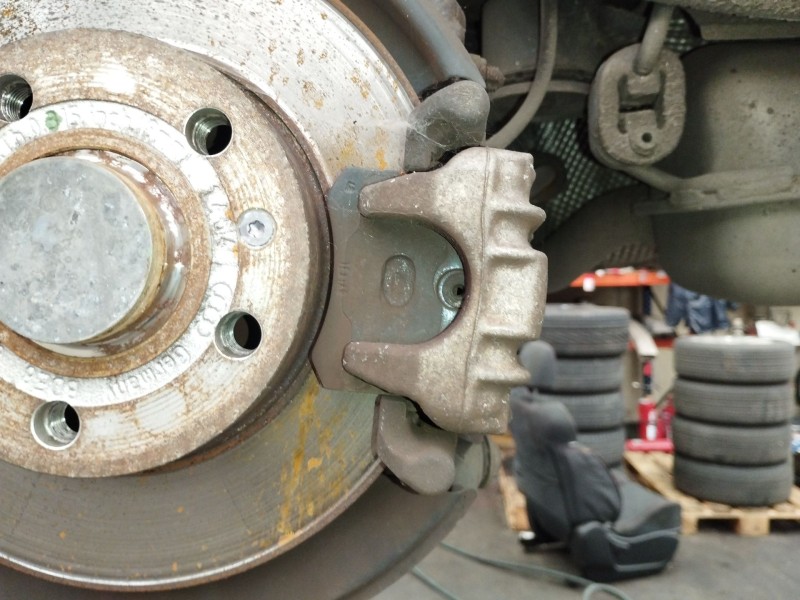Recambio de pinza freno trasera izquierda para audi a4 b7 avant (8ed) 2.0 tdi referencia OEM IAM   