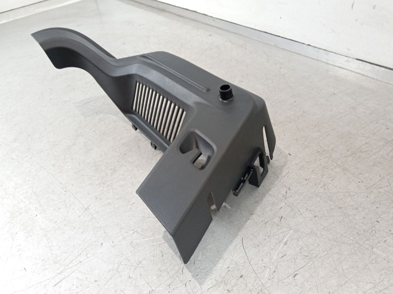 Recambio de moldura para seat ibiza (kj1) fr referencia OEM IAM 6F0867761A  