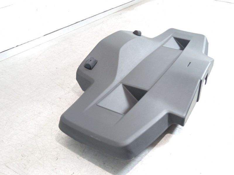 Recambio de guarnecido porton trasero para seat ibiza (kj1) fr ib referencia OEM IAM 6F0867601 6F0867601B 