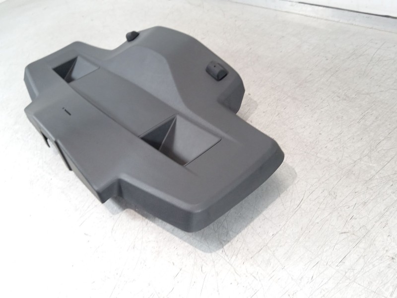 Recambio de guarnecido porton trasero para seat ibiza (kj1) fr ib referencia OEM IAM 6F0867601 6F0867601B 