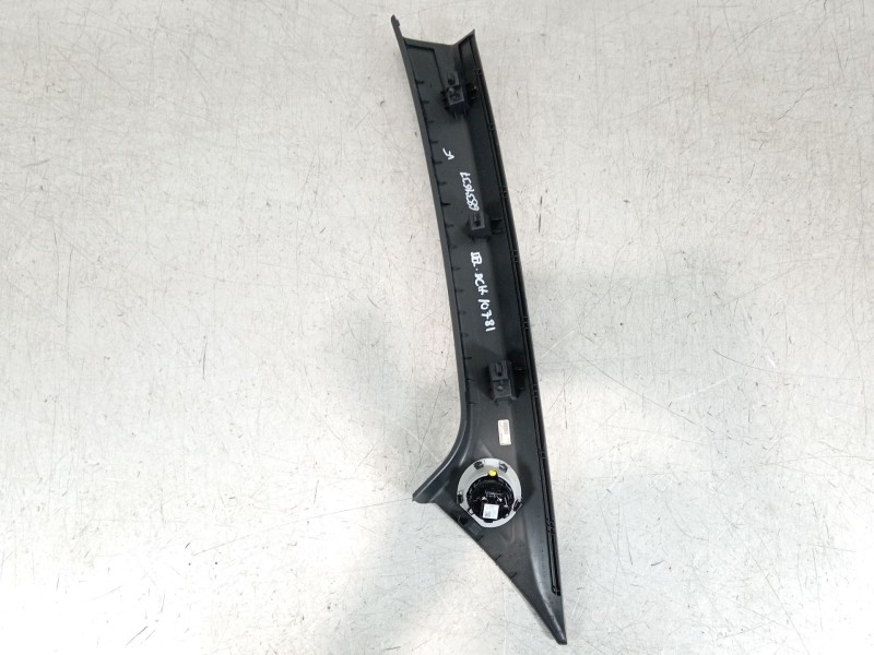 Recambio de moldura para seat ibiza (kj1) fr ib referencia OEM IAM 6F0867234C 6F0867234D 6F0867234E