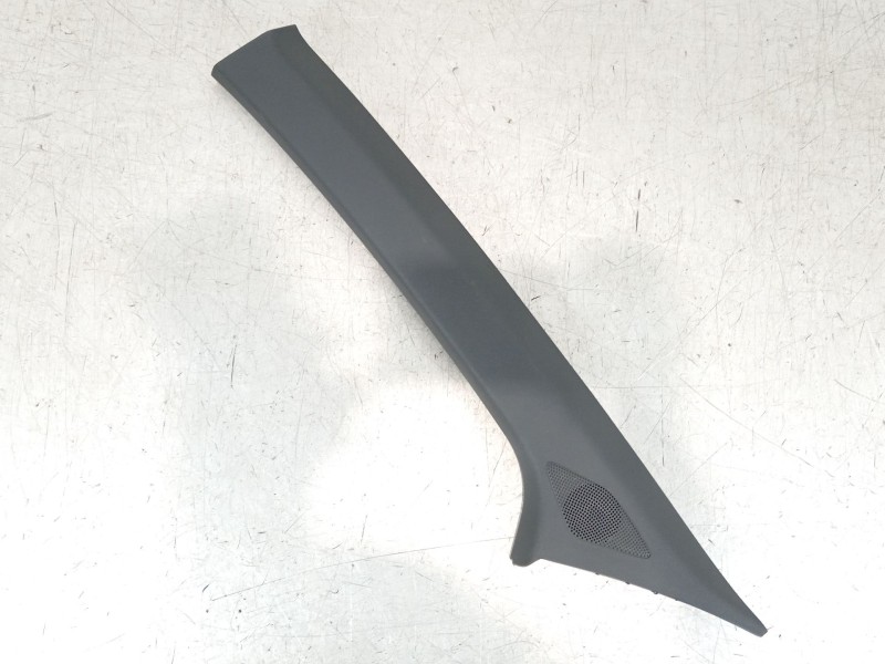 Recambio de moldura para seat ibiza (kj1) fr ib referencia OEM IAM 6F0867233C 6F0867233D 6F0867233E