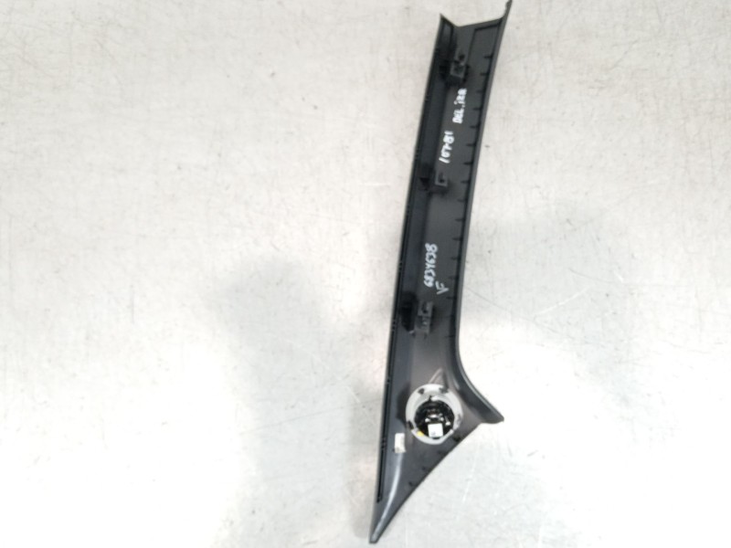 Recambio de moldura para seat ibiza (kj1) fr ib referencia OEM IAM 6F0867233C 6F0867233D 6F0867233E