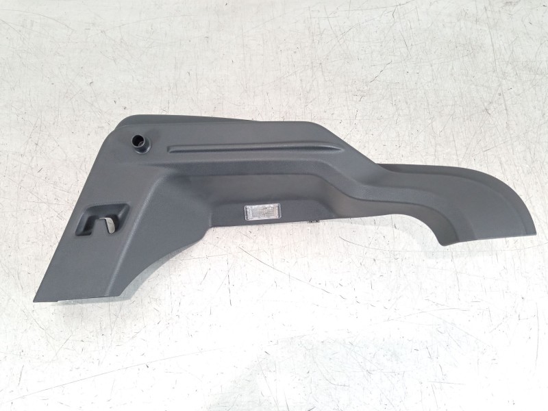 Recambio de moldura para seat ibiza (kj1) fr ib referencia OEM IAM 6F0867762B  