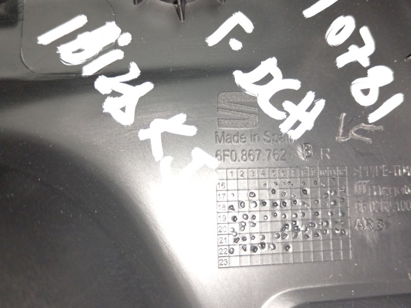 Recambio de moldura para seat ibiza (kj1) fr ib referencia OEM IAM 6F0867762B  