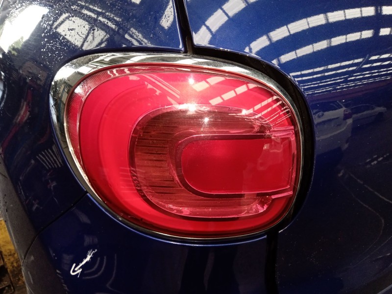 Recambio de piloto trasero izquierdo para fiat 500l (351_, 352_) 1.4 (199lyb1b) referencia OEM IAM   