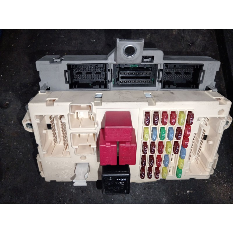 Recambio de caja reles / fusibles para citroën jumper iii autobús 2.2 hdi 120 referencia OEM IAM 01349985080  