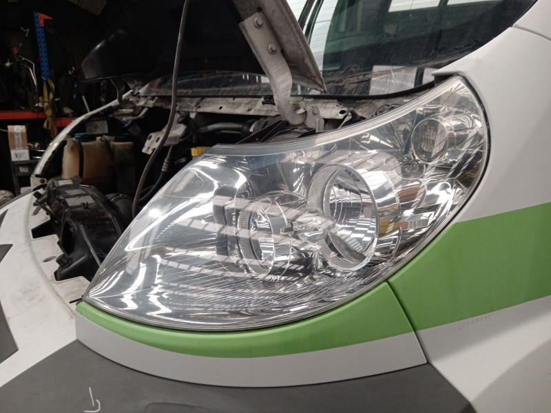 Recambio de faro izquierdo para citroën jumper iii autobús 2.2 hdi 120 referencia OEM IAM 1340664080  