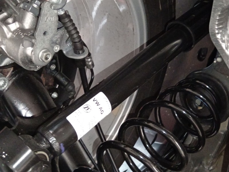 Recambio de amortiguador trasero izquierdo para seat arona (kj7, kjp) 1.0 tgi referencia OEM IAM 2Q0512013DA  