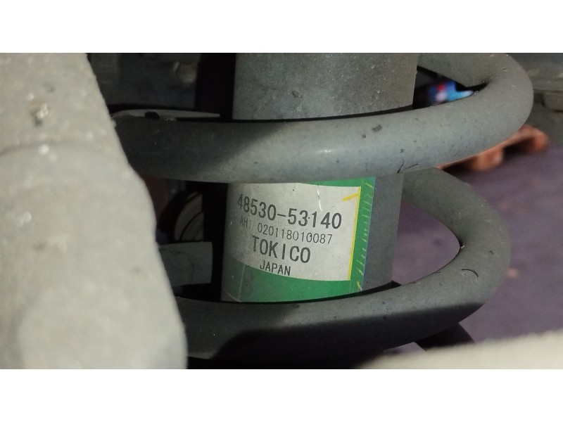 Recambio de amortiguador trasero izquierdo para lexus is ii (_e2_) 220d (ale20) referencia OEM IAM 4853053140  