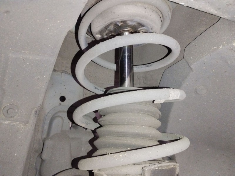 Recambio de amortiguador delantero izquierdo para bmw 3 (e90) 318 d referencia OEM IAM 31316796155  6796155