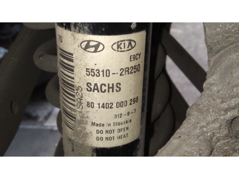 Recambio de amortiguador trasero derecho para hyundai i30 classic referencia OEM IAM 553102R250  