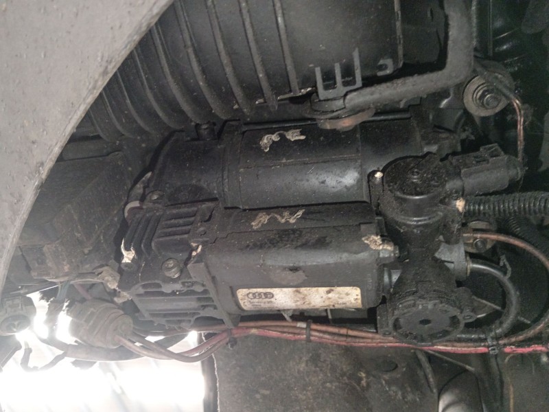 Recambio de bomba suspension para audi a6 allroad c6 (4fh) 2.7 tdi quattro referencia OEM IAM 4F0616005D  