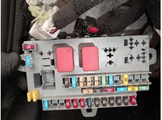 Recambio de caja reles / fusibles para citroën jumper i autobús (230p) 2.8 hdi referencia OEM IAM 1332052080  
