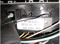 Recambio de caja reles / fusibles para citroën jumper i autobús (230p) 2.8 hdi referencia OEM IAM 1332052080   2