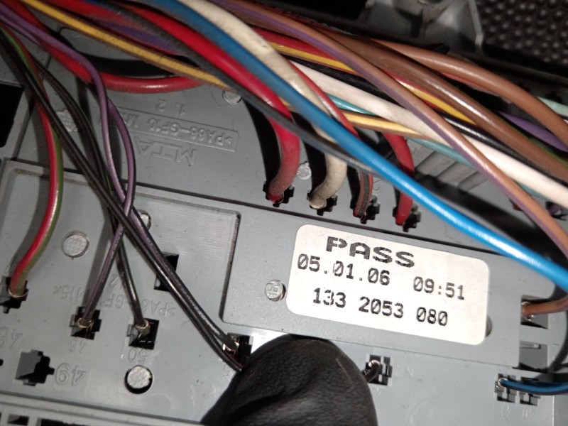 Recambio de caja reles / fusibles para citroën jumper i autobús (230p) 2.8 hdi referencia OEM IAM 1332053080  