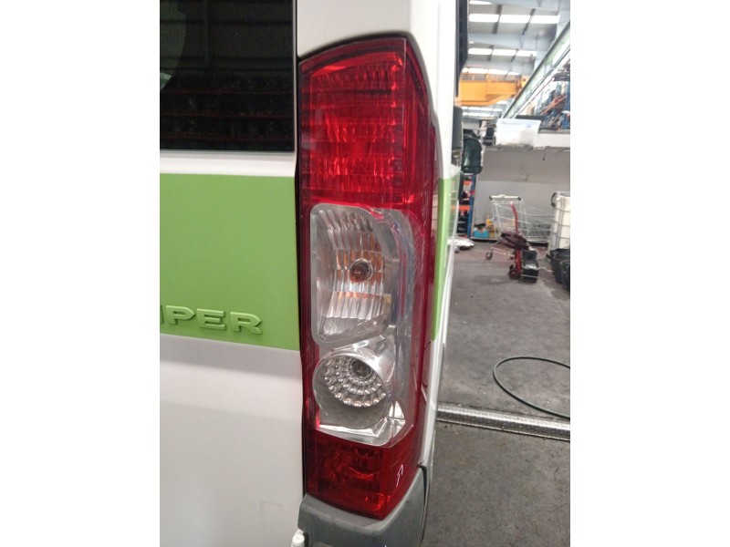 Recambio de piloto trasero derecho para citroën jumper iii autobús 2.2 hdi 120 referencia OEM IAM 1607428280  
