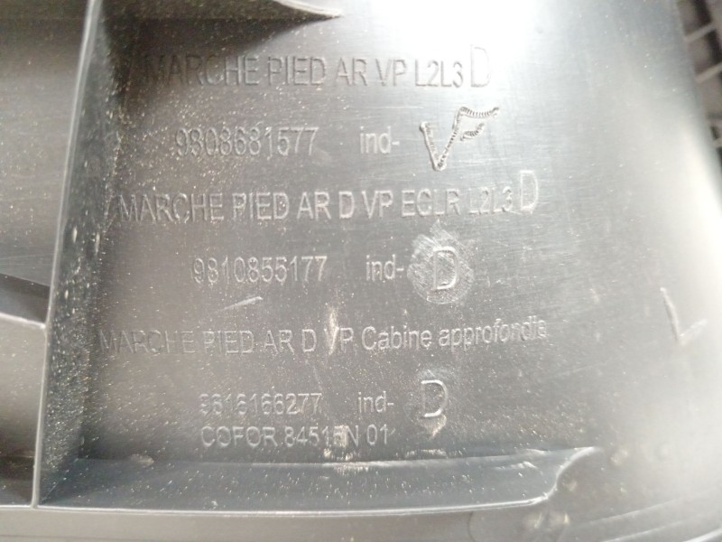Recambio de moldura para peugeot traveller autobús (v_) 2.0 bluehdi 145 referencia OEM IAM 9808681577  
