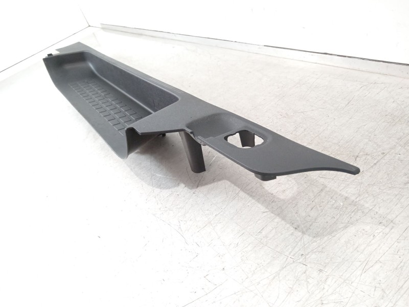 Recambio de moldura para peugeot traveller autobús (v_) 2.0 bluehdi 145 referencia OEM IAM 9808682177  