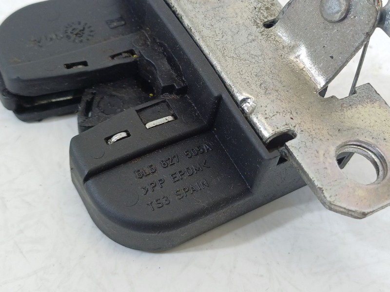 Recambio de cerradura maletero / porton para seat leon (1m1) 1.9 tdi referencia OEM IAM 6L6827505A  
