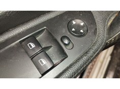Recambio de mando elevalunas delantero izquierdo para bmw 1 coupé (e82) 120 d referencia OEM IAM 61319216522  