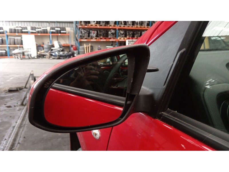 Recambio de retrovisor izquierdo para peugeot 108 1.0 vti 72 referencia OEM IAM B000781580  