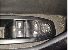 Recambio de mando elevalunas delantero izquierdo para peugeot 208 i (ca_, cc_) 1.2 vti 82 referencia OEM IAM 96758211ZD   2
