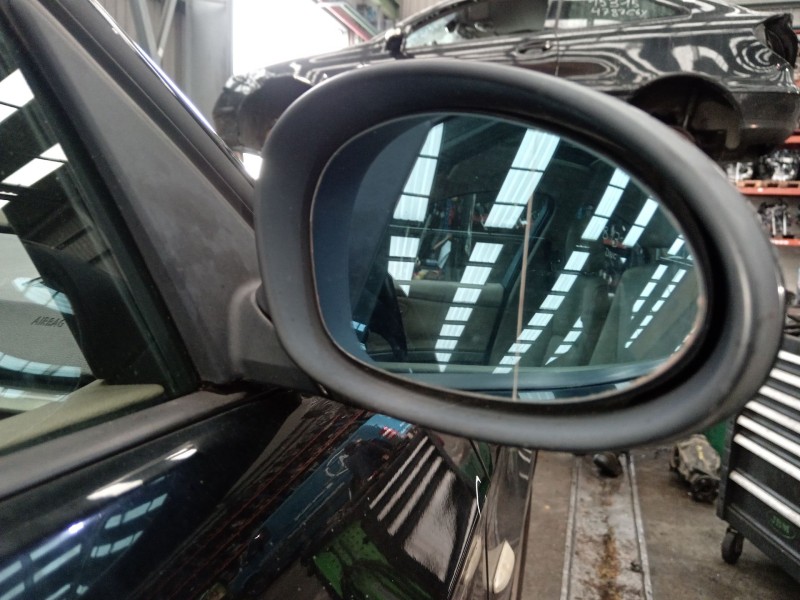 Recambio de retrovisor derecho para bmw 3 (e90) 320 i referencia OEM IAM 51167189946  