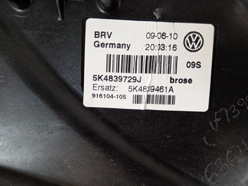 Recambio de elevalunas trasero izquierdo para volkswagen golf vi (5k1) 1.6 tdi referencia OEM IAM 5K4839729J 5K0959703C 5K483946