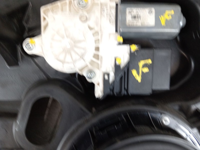 Recambio de elevalunas trasero izquierdo para volkswagen golf vi (5k1) 1.6 tdi referencia OEM IAM 5K4839729J 5K0959703C 5K483946